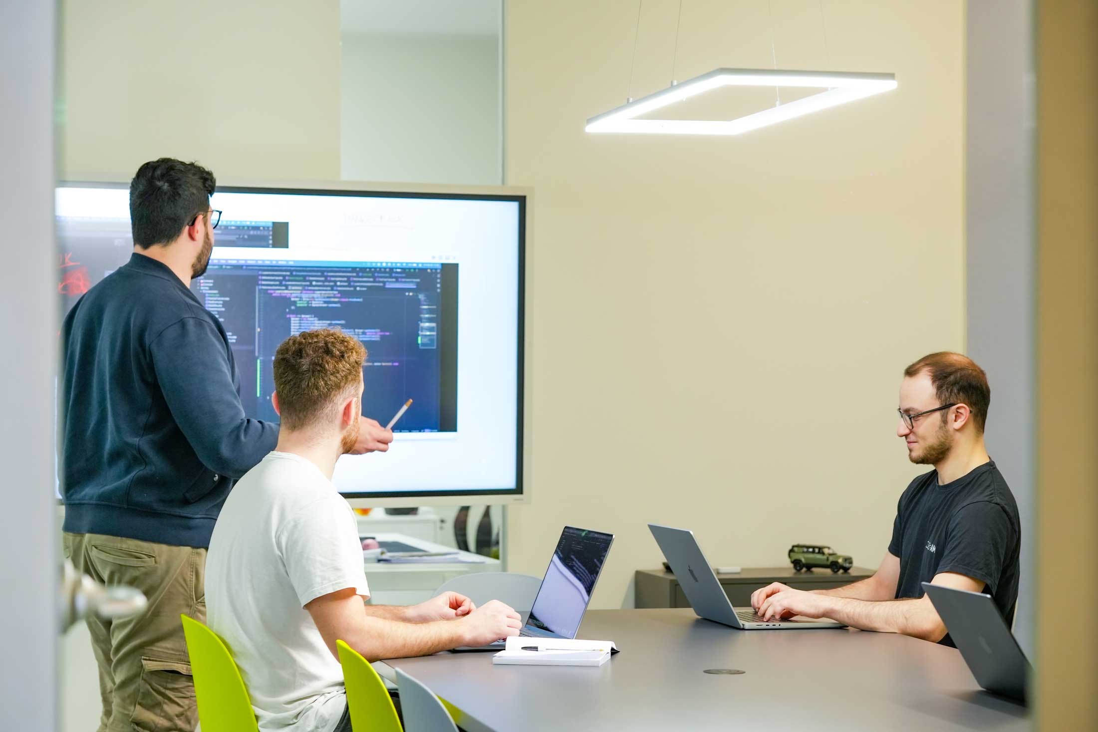 Office of Lecco One AM Office of Lecco One AM